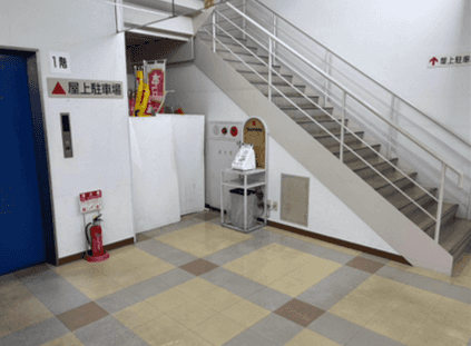 エレベーター前 ポップアップストア(物販、食物販)やプロモーション用途に最適なスーパーの屋内催事イベントスペース
