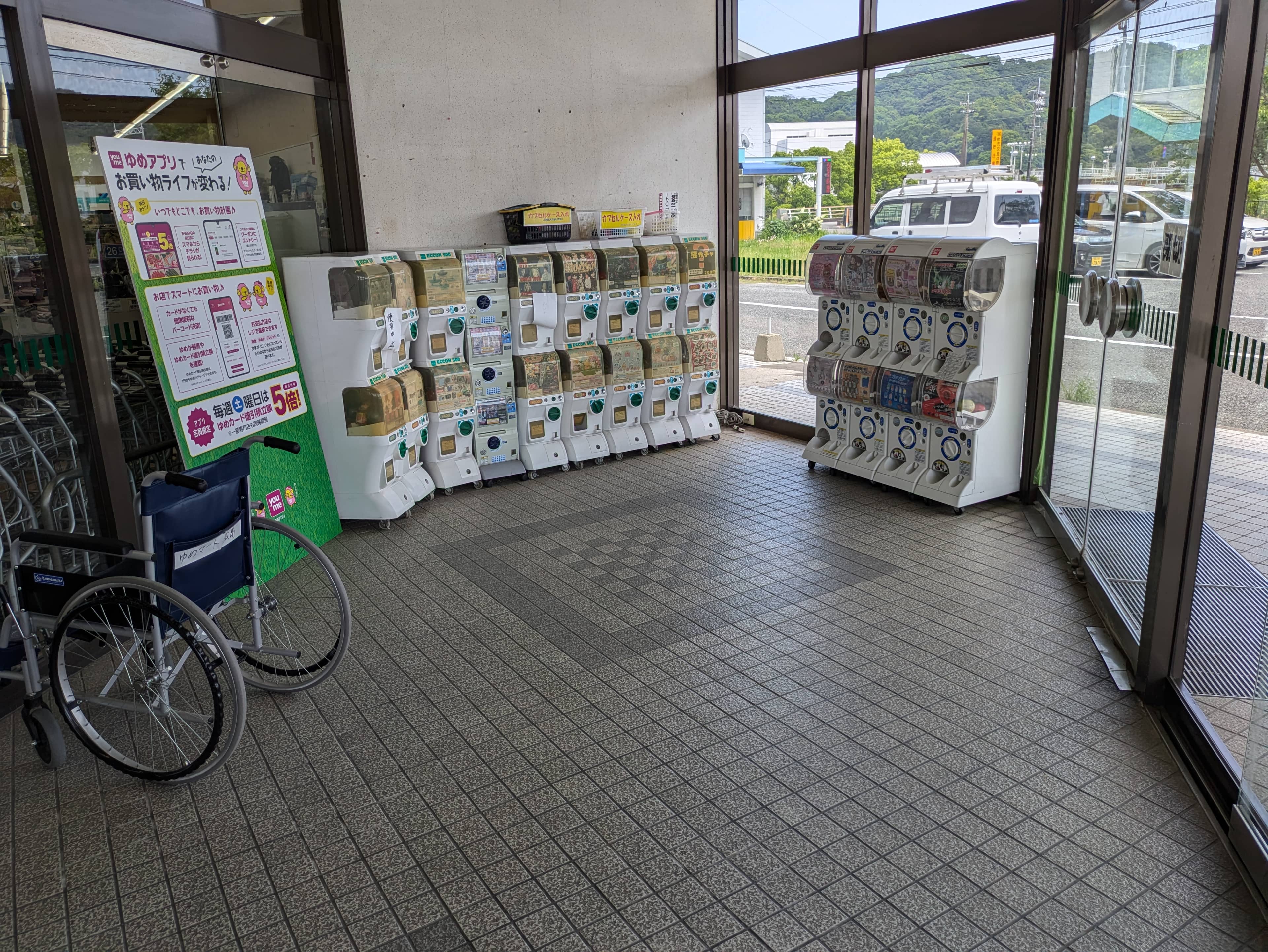 風除室 ポップアップストア(物販、食物販)やプロモーション用途に最適なスーパーの屋内催事イベントスペース
